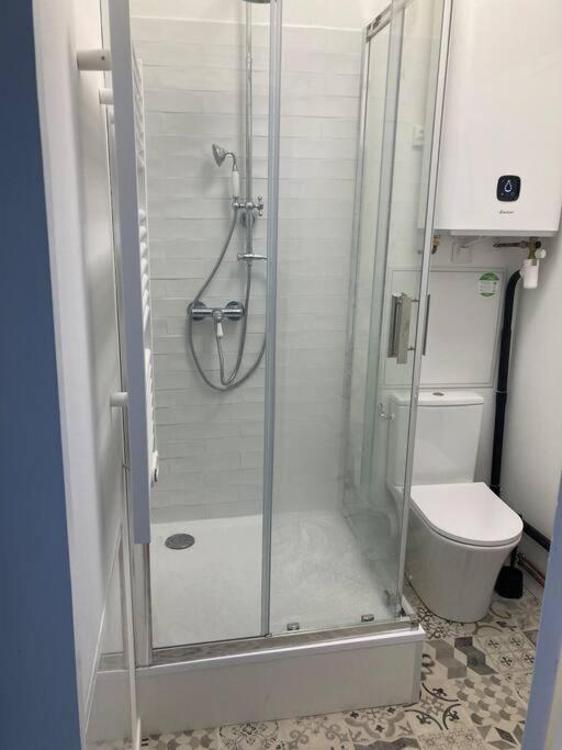 Vue Imprenable Sur Le Moulin Du Chaos ! Apartman Huelgoat Kültér fotó